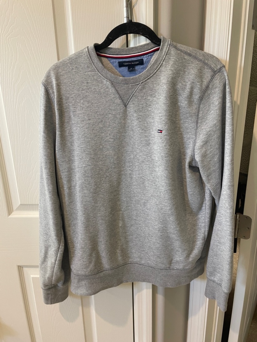 Tommy Hilfiger Light Grey Crewneck Pullover Sweatshirt